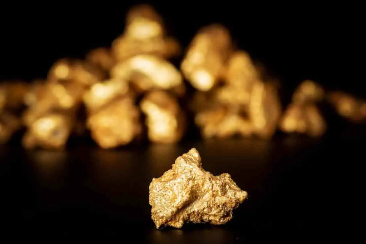 Vuoi investire in oro? Ecco il momento esatto in cui il prezzo crolla e devi comprare